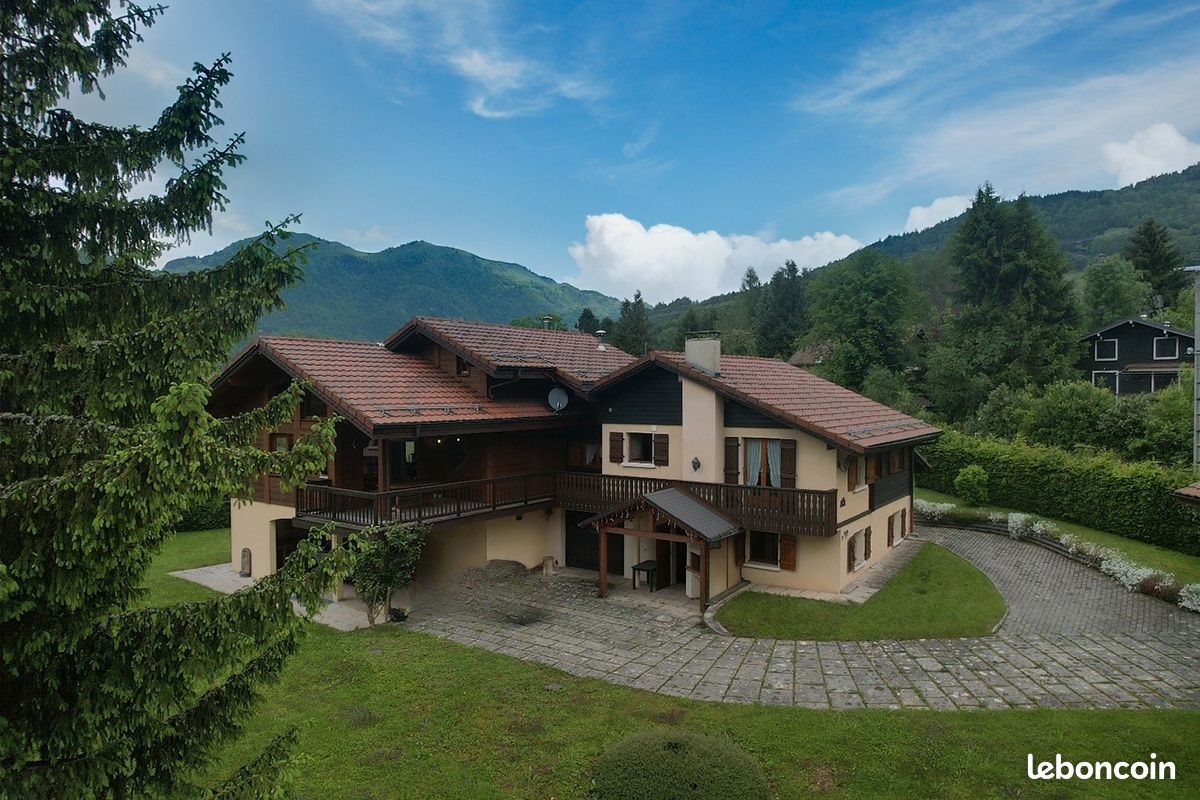 Maison à vendre, 260m², Mégevette