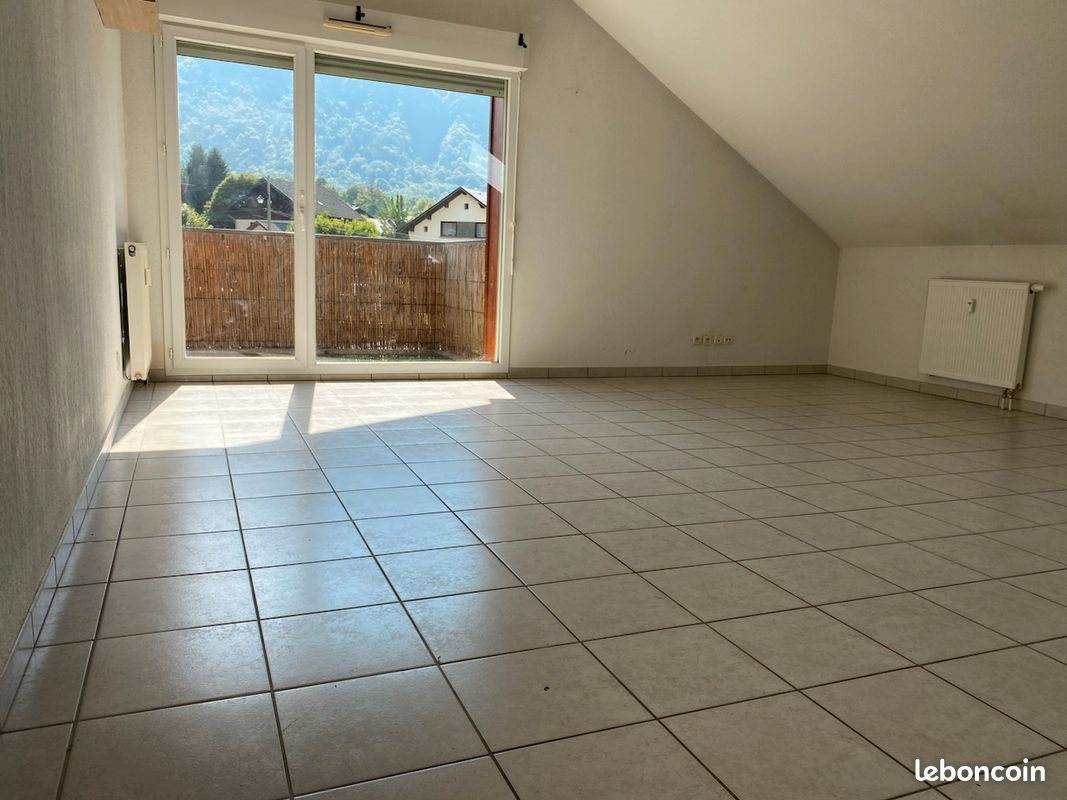 Appartement à louer, 60m², La Chambre