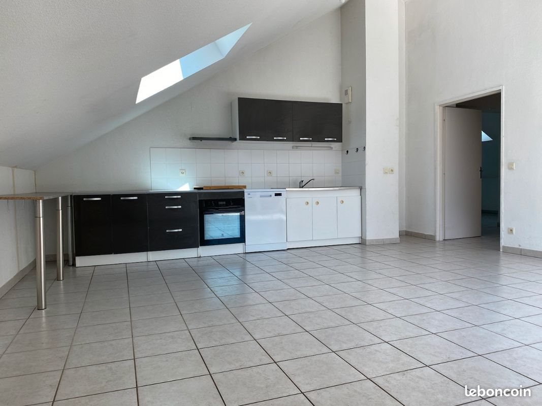 Appartement à louer, 60m², La Chambre