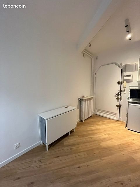 Appartement à louer, 24m², Paris 14ème