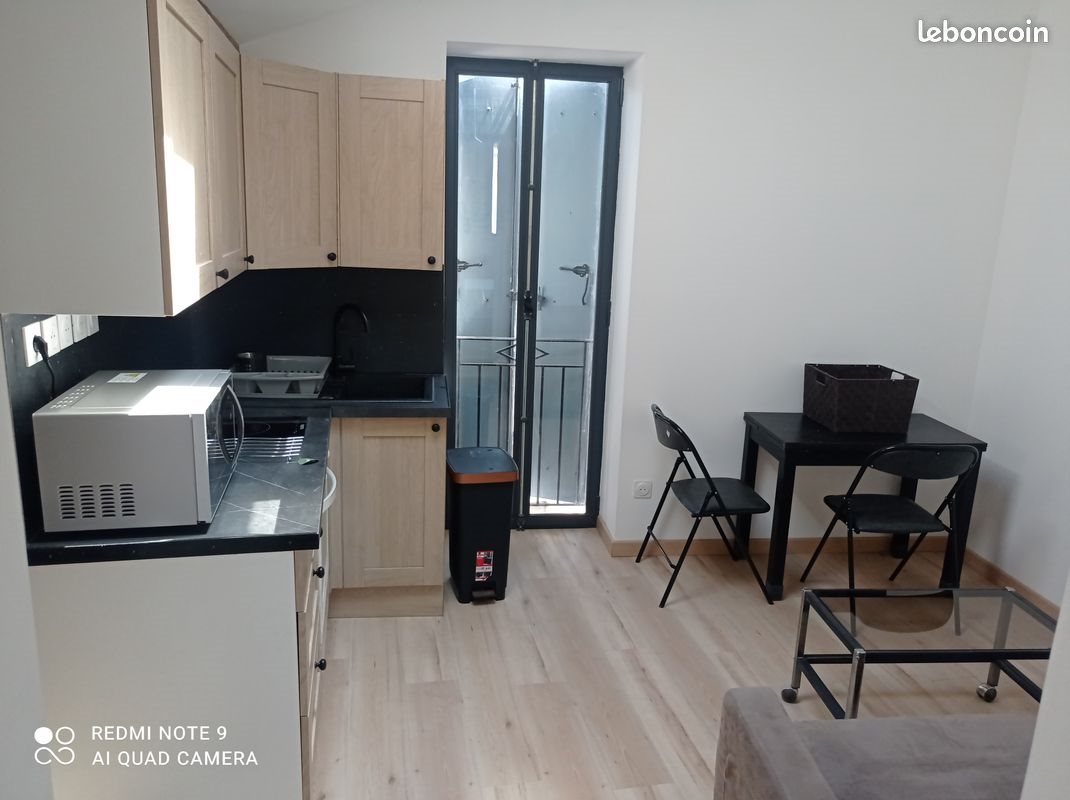 Appartement à louer, 32m², Nîmes