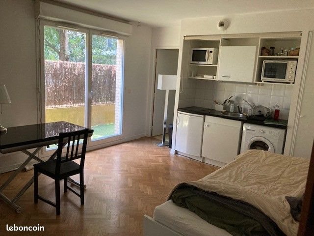 Appartement à louer, 24m², Courbevoie