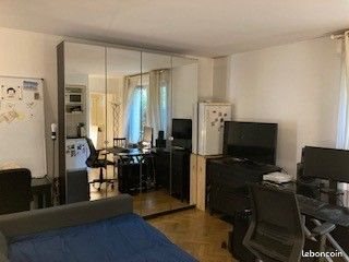 Appartement à louer, 24m², Courbevoie