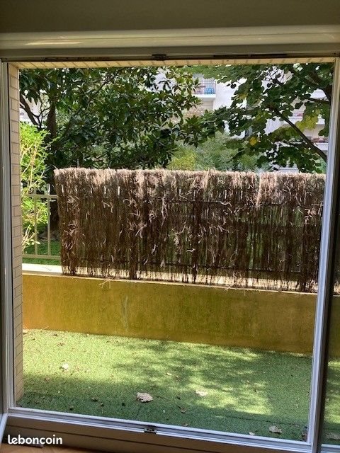 Appartement à louer, 24m², Courbevoie