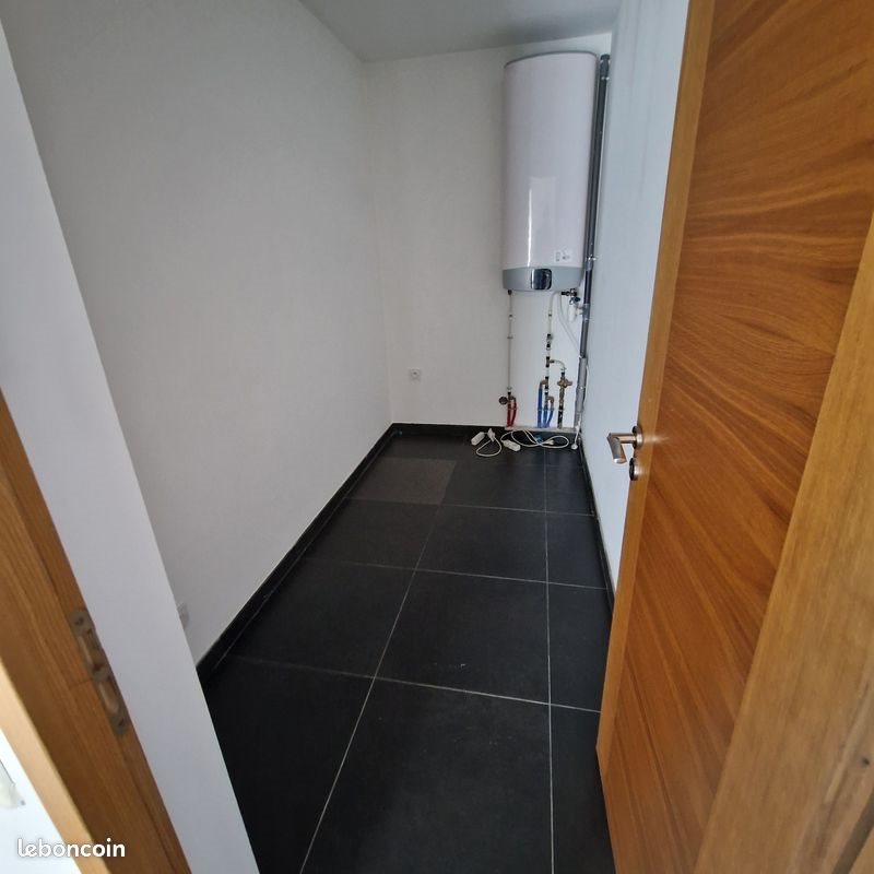Appartement à louer, 74m², Santa-Maria-Poggio