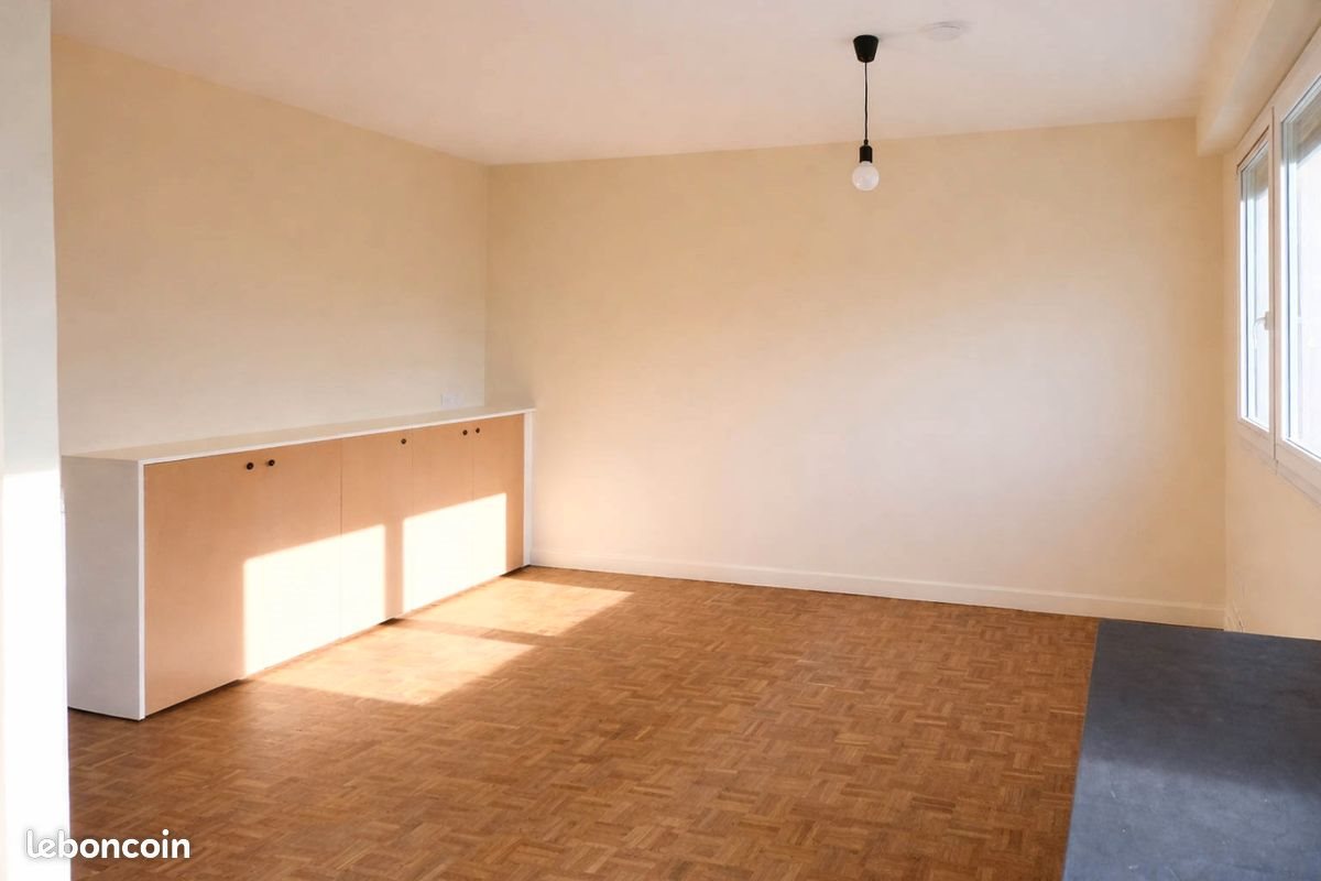 Appartement à louer, 29m², Pau