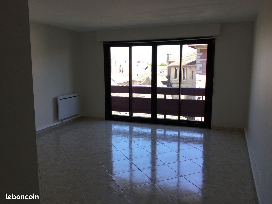 Appartement à louer, 85m², Dax