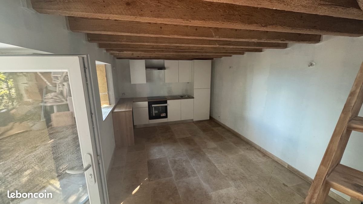 Appartement à louer, 31m², Thizy