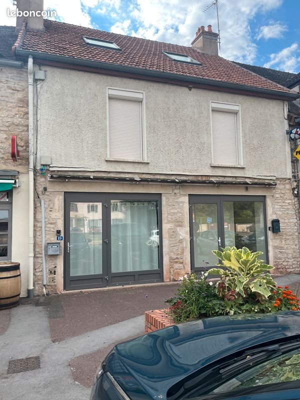 Appartement à louer, 70m², Ouroux-sur-Saône