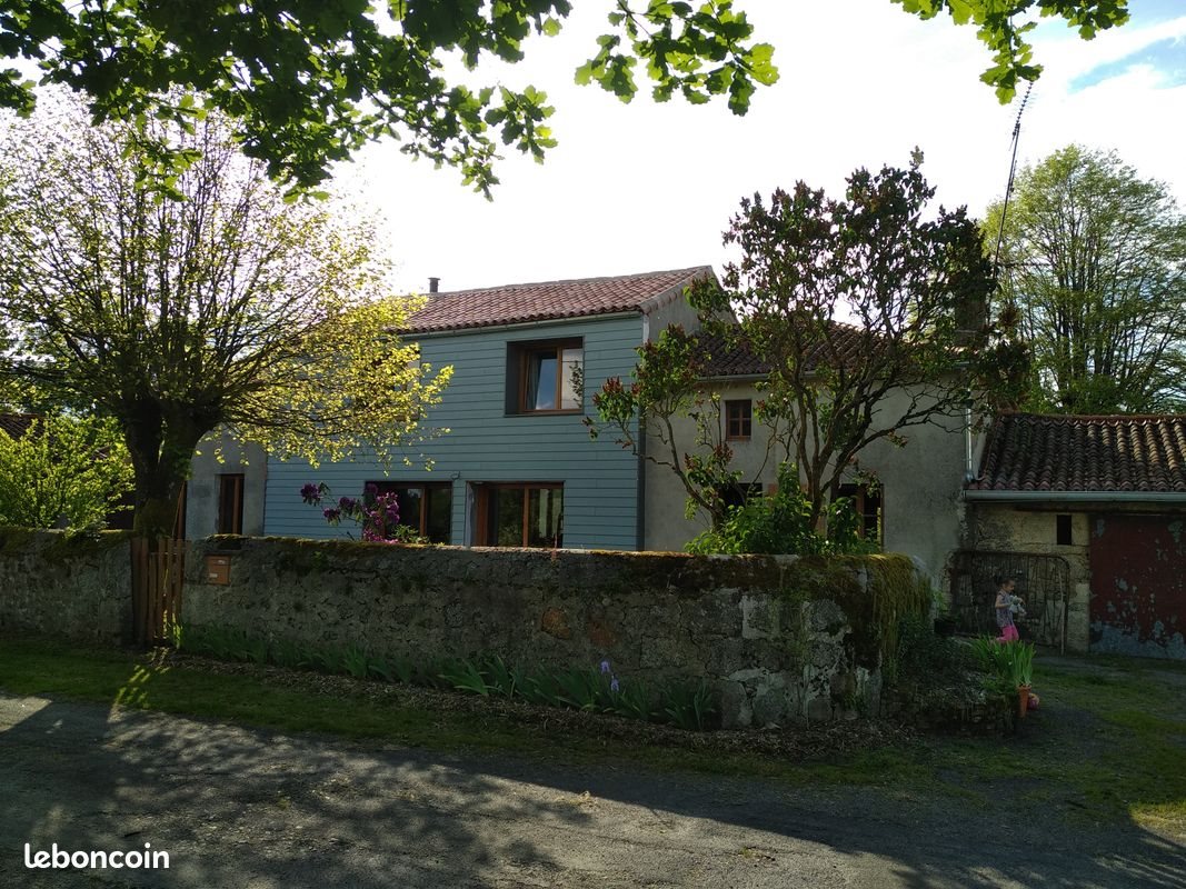 Maison à vendre, 160m², Largeasse