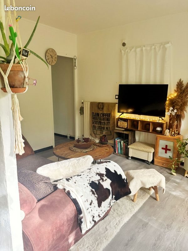 Appartement à louer, 55m², Condom