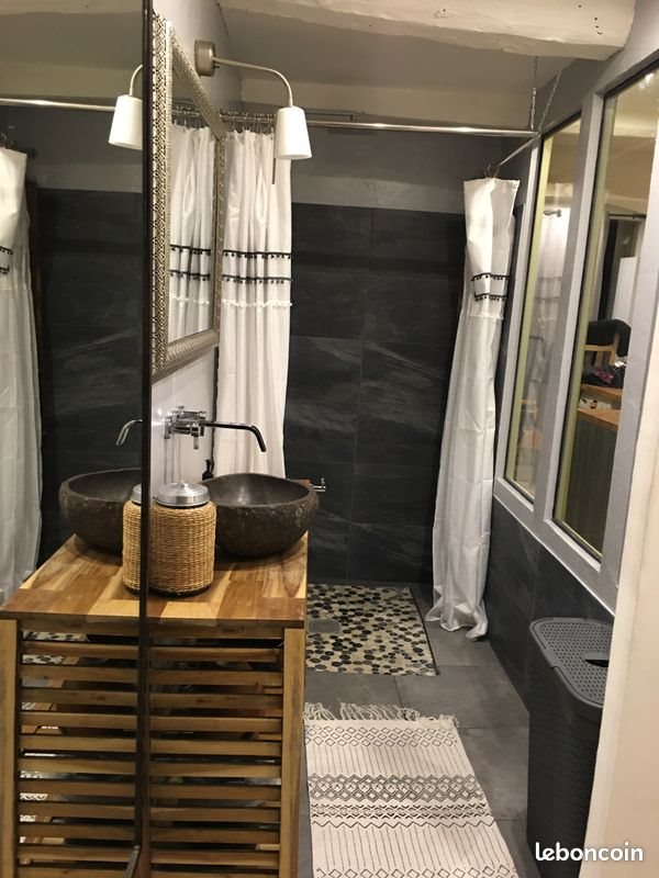 Appartement à louer, 60m², Vence