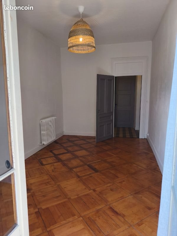 Appartement à louer, 58m², Aix-les-Bains