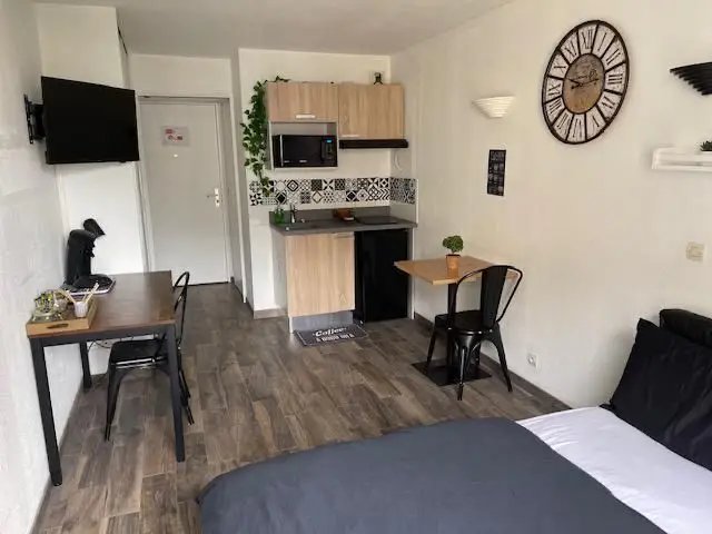 Appartement à louer, 20m², Courbevoie