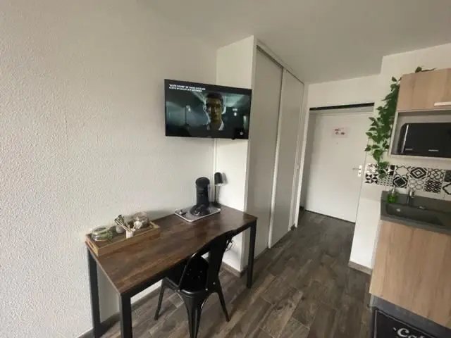 Appartement à louer, 20m², Courbevoie