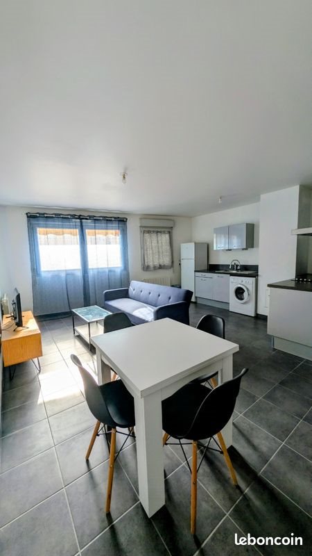 Appartement à louer, 47m², Lyon 8ème