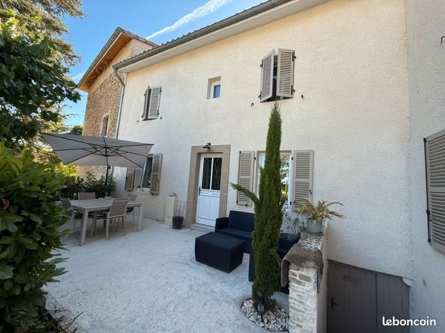 Maison à louer, 72m², Génissieux