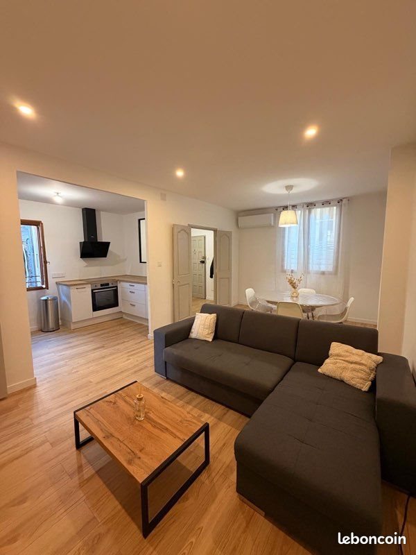 Appartement à louer, 67m², Sommières