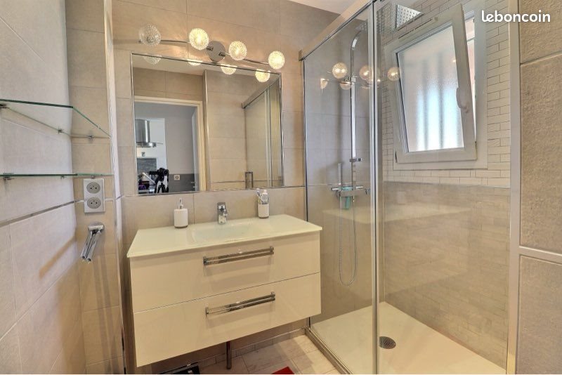 Appartement à louer, 50m², Fréjus