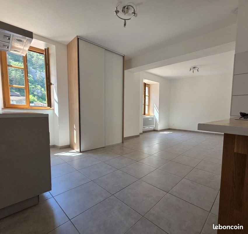 Appartement à louer, 35m², Pontaix