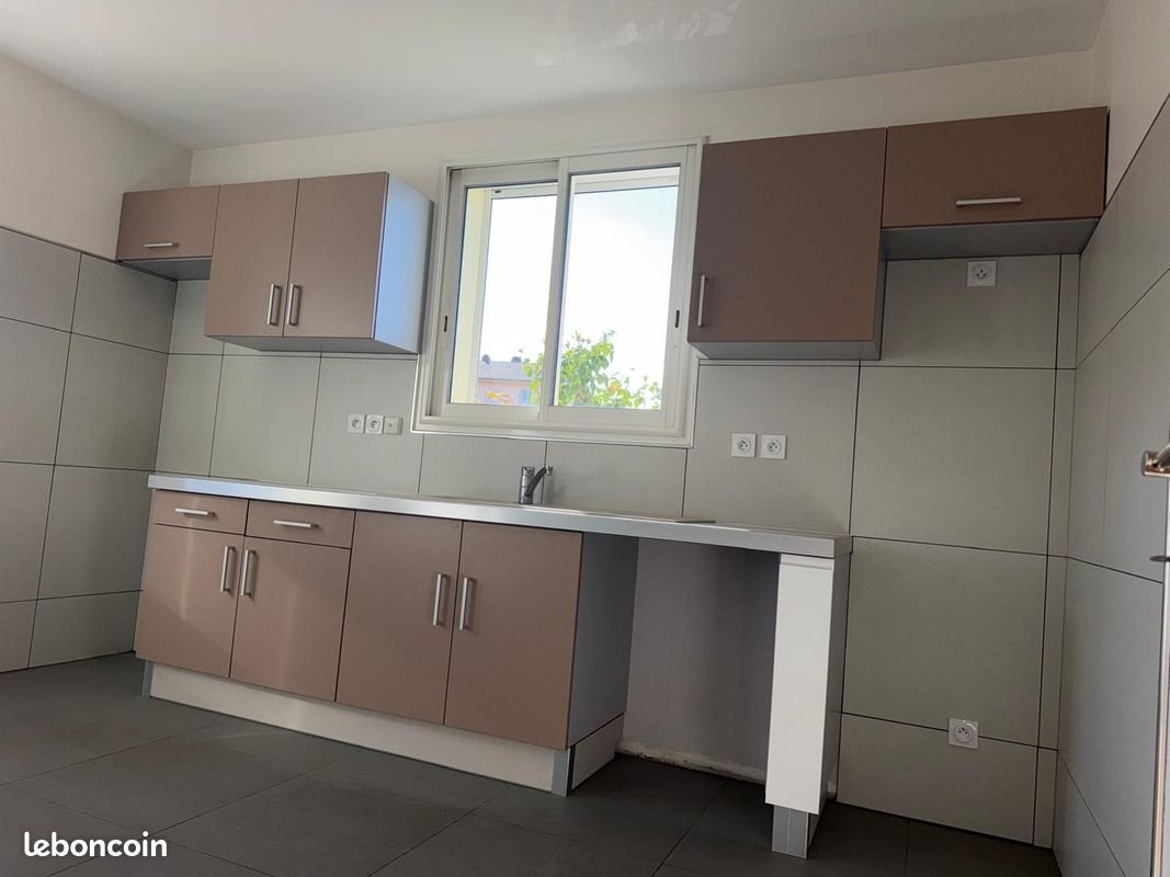 Appartement à louer, 87m², Saint-Pierre-en-Faucigny