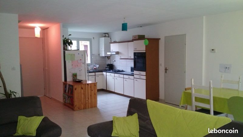 Maison à louer, 102m², La Buisse