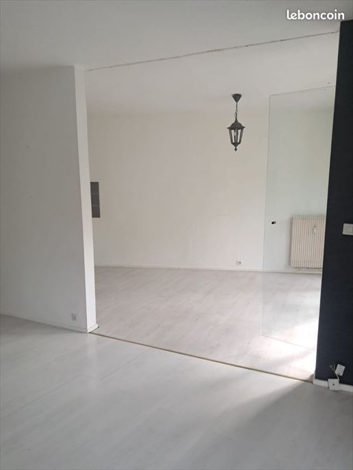 Advert pic 0