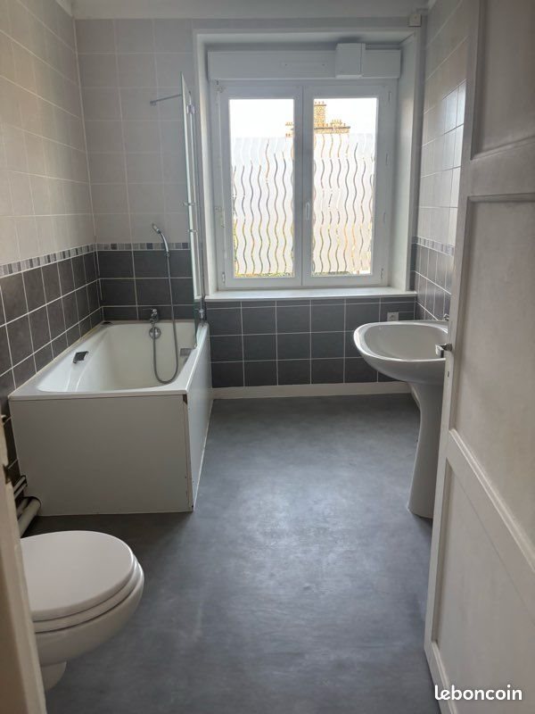 Appartement à louer, 46m², Saint-Hilaire-du-Harcouët