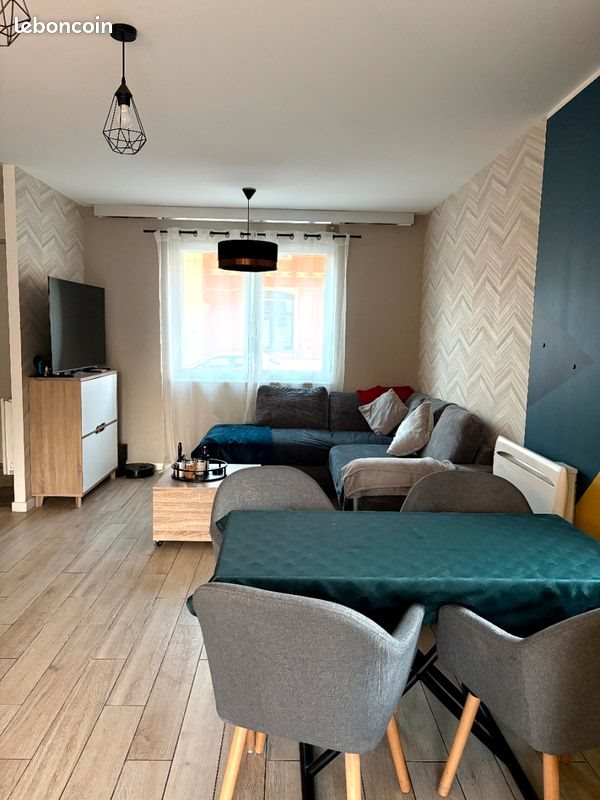 Maison à louer, 106m², Aubry-du-Hainaut