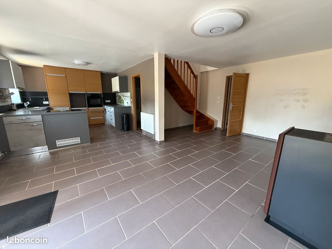 Maison à louer, 86m², Bachant