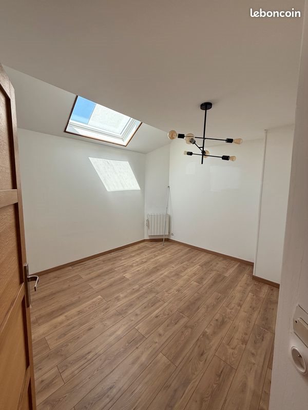 Maison à louer, 86m², Bachant