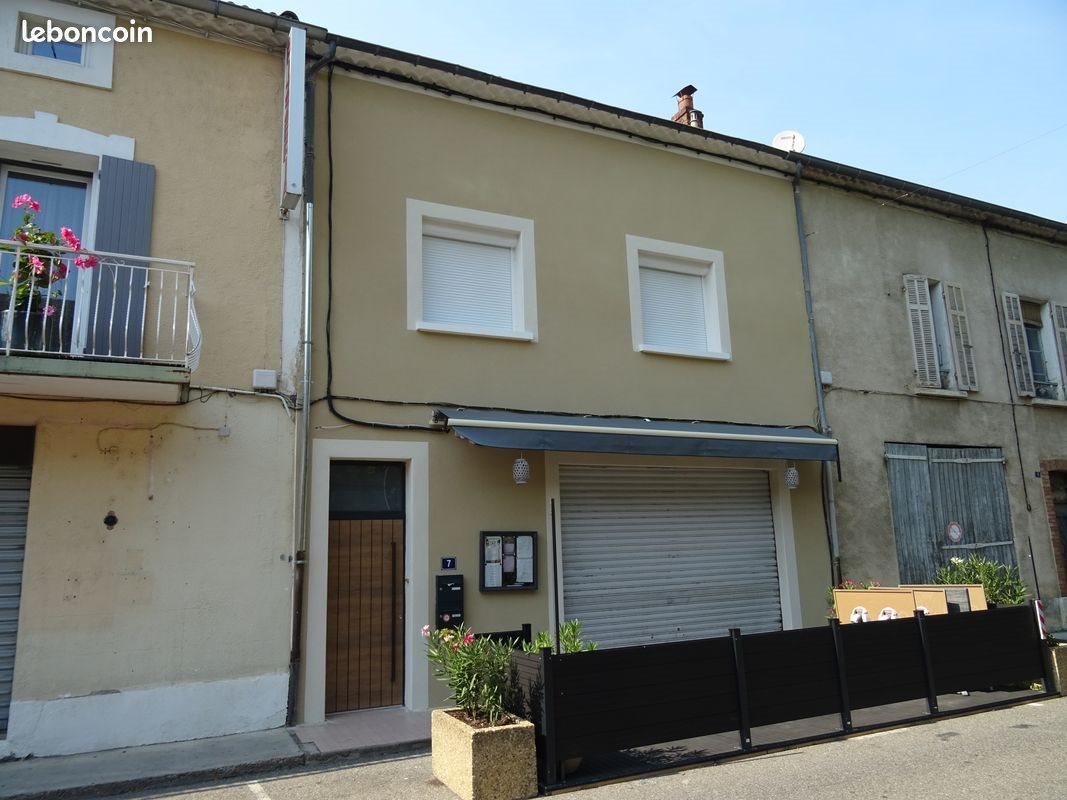 Appartement à louer, 63m², Laragne-Montéglin