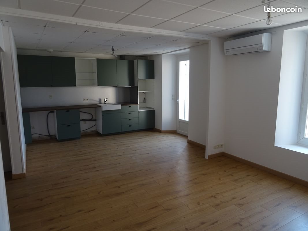 Appartement à louer, 63m², Laragne-Montéglin