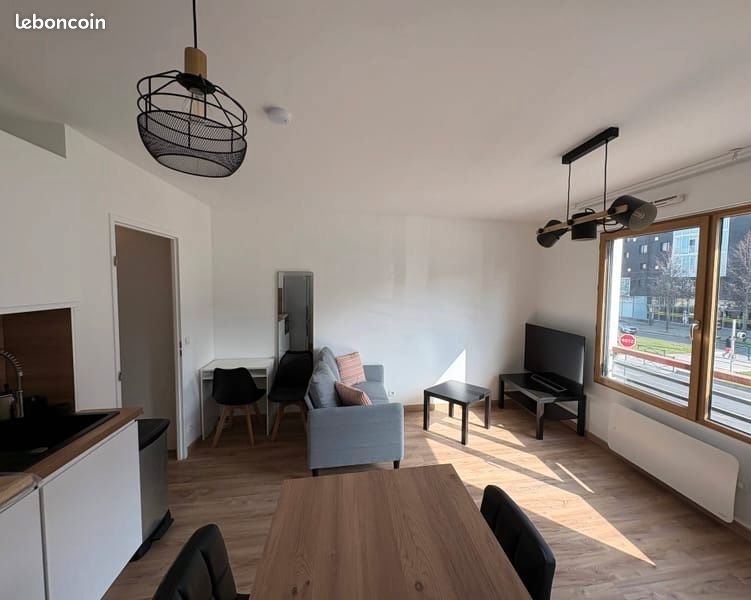 Appartement à louer, 23m², Colombes
