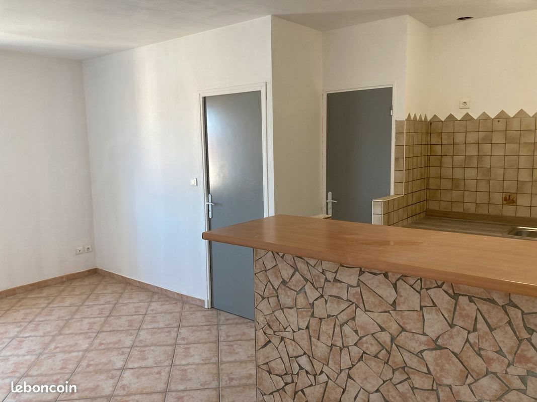 Appartement à louer, 38m², Port-Saint-Louis-du-Rhône