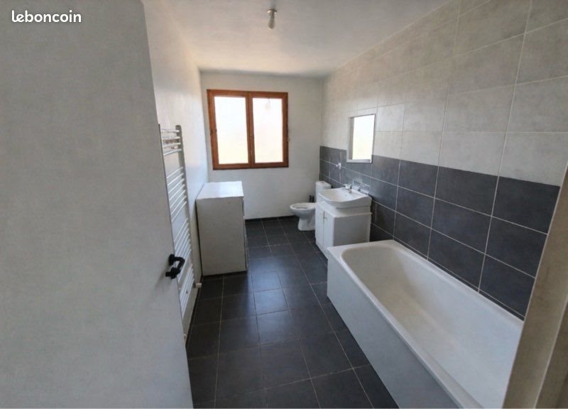 Maison à louer, 45m², Evry