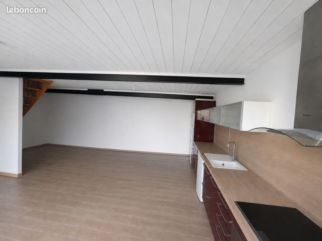 Maison à louer, 90m², Angliers