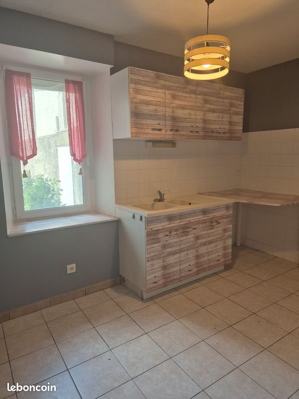 Appartement à louer, 60m², Chimilin
