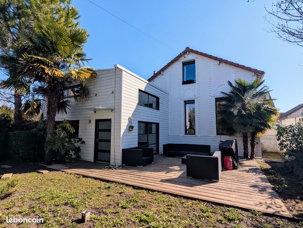 Maison à louer, 216m², Deuil-la-Barre