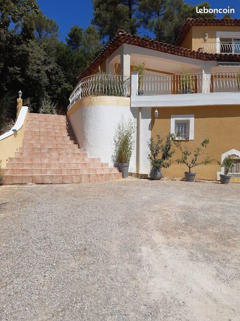 Maison à louer, 110m², Garéoult