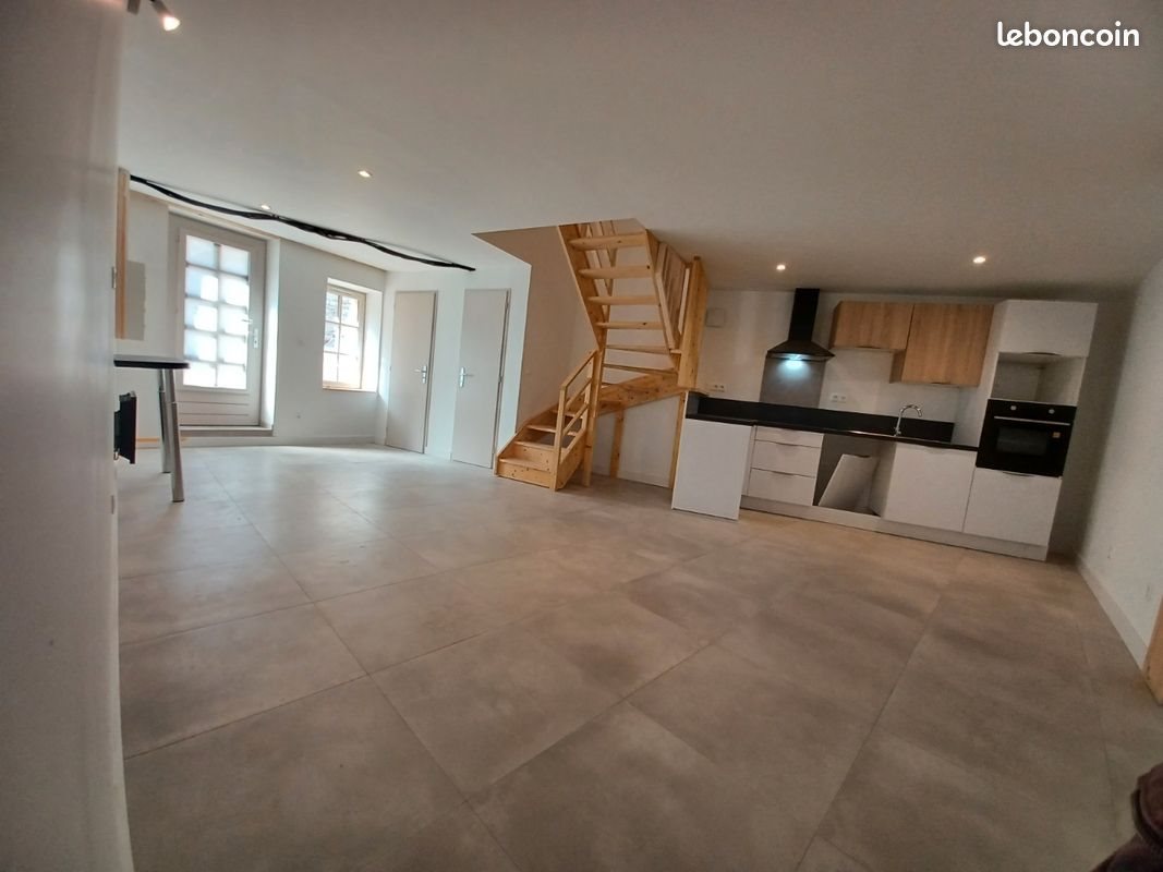 Maison à louer, 68m², Ouveillan