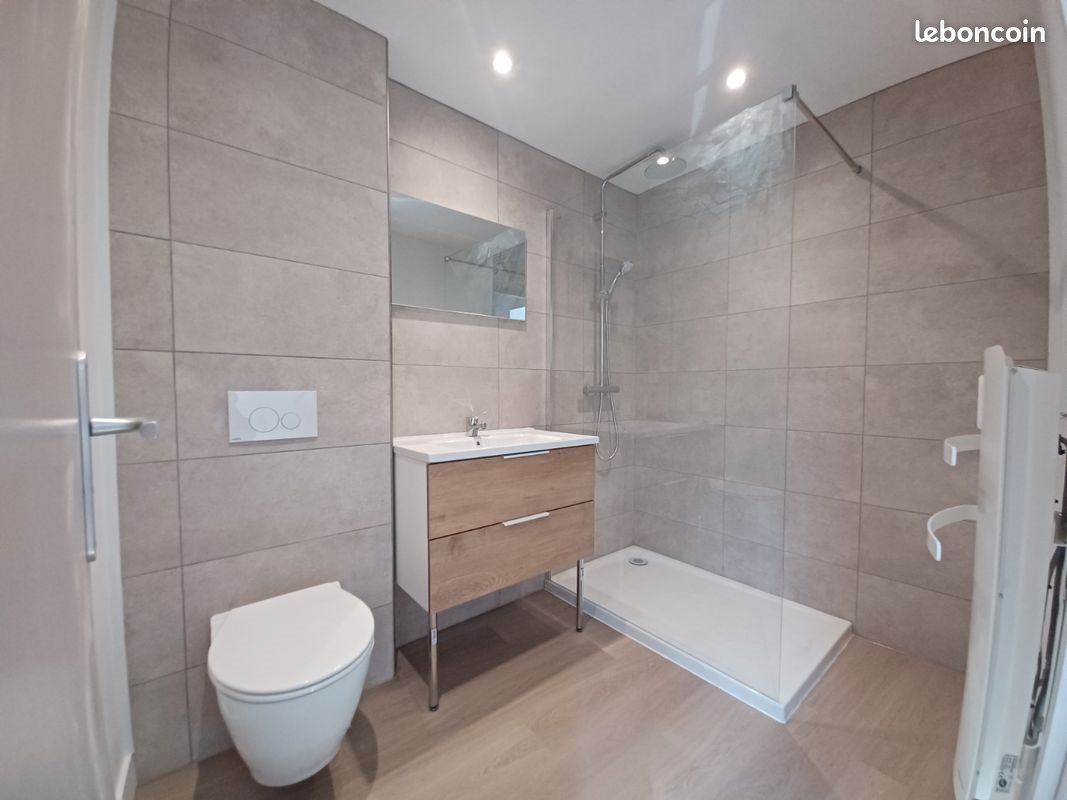 Maison à louer, 68m², Ouveillan