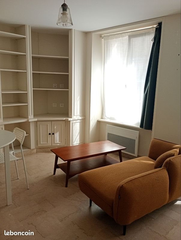 Appartement à louer, 25m², Landivisiau