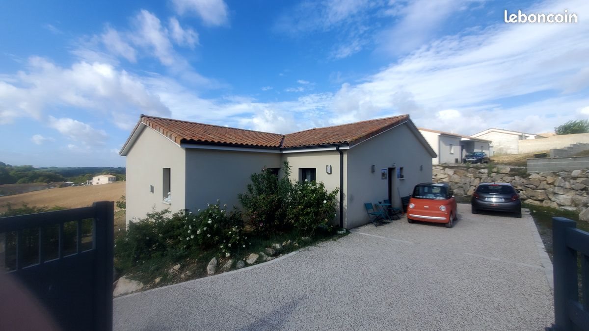 Maison à vendre, 140m², Saint-Genis-d'Hiersac
