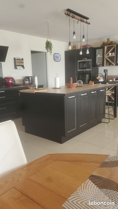 Maison à vendre, 140m², Saint-Genis-d'Hiersac