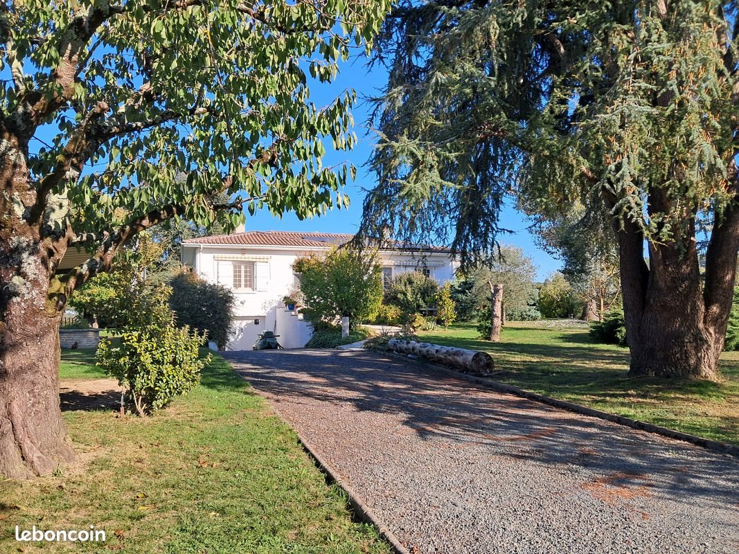Maison à vendre, 150m², Sainte-Livrade-sur-Lot