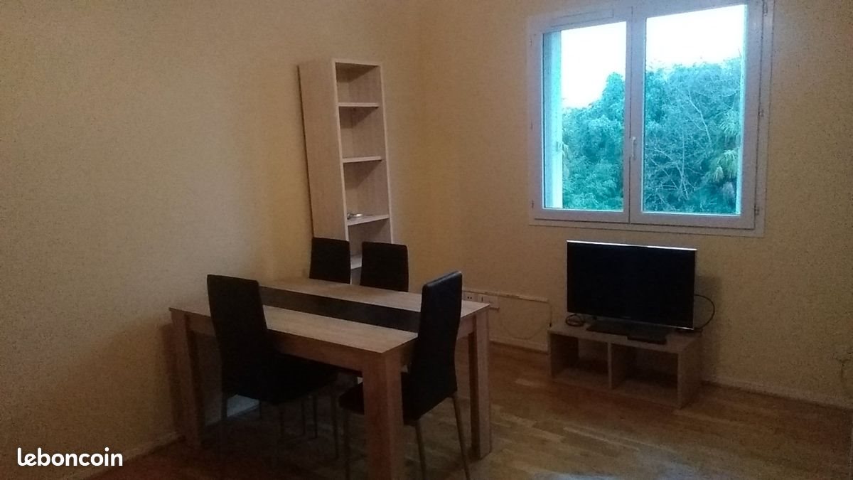 Appartement à louer, 37m², Pau