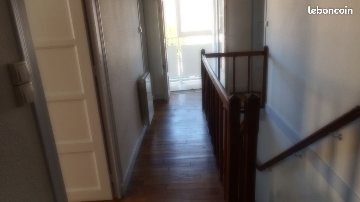 Maison à louer, 60m², Gençay