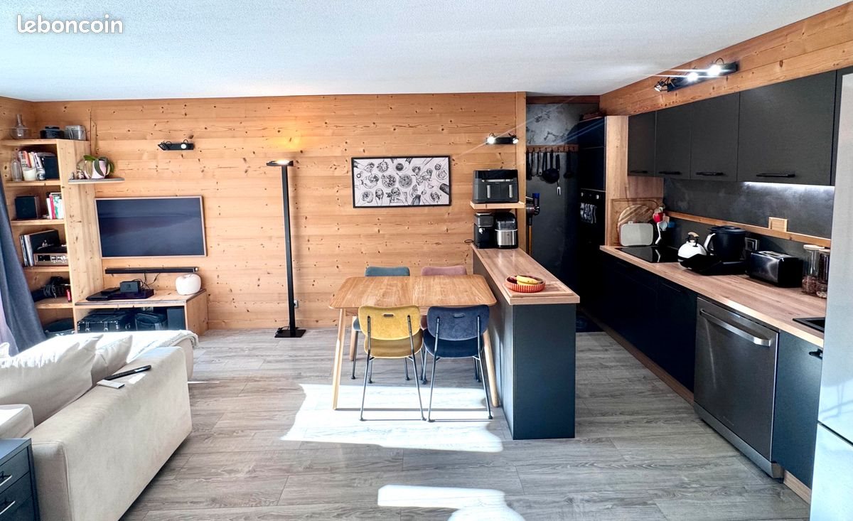 Appartement à vendre, 68m², Arâches-la-Frasse (Les Carroz d'Arâches)
