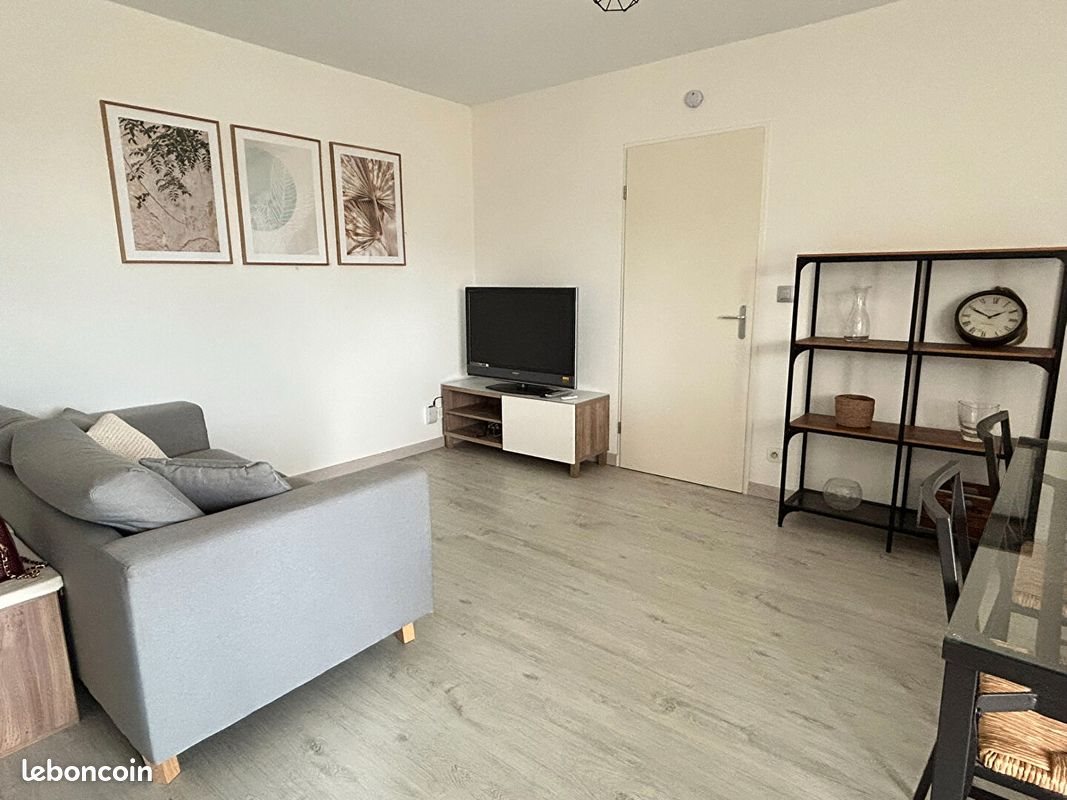 Appartement à louer, 44m², Lognes